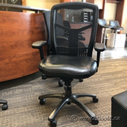 Black CoolMesh Office Task Chair w/ Leather Seat